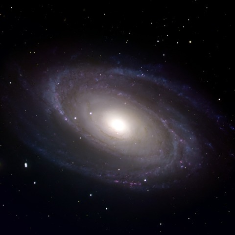 M81　(ボーデの銀河)