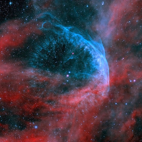 クレセント星雲とチューリップ星雲の真ん中あたりにある星雲　NGC6883　???