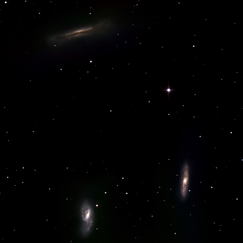M65 M66 NGC3628　(トリオ星雲)