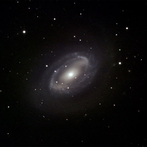 NGC4725