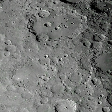 クラビウス　ティコ  付近