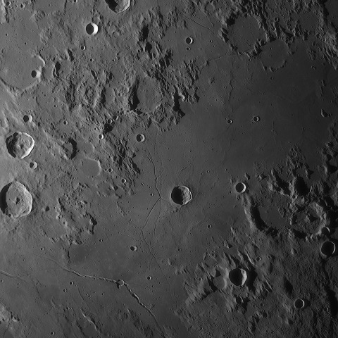 Hyginus Rille （ヒギヌス谷）周辺