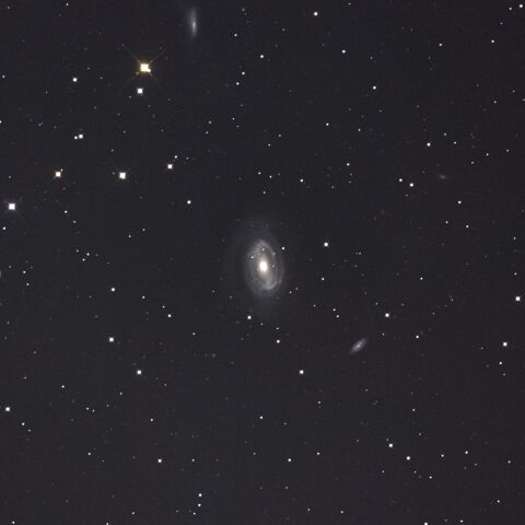 NGC4725 かみのけ座