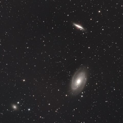 M81・M82・NGC3077 おおぐま座