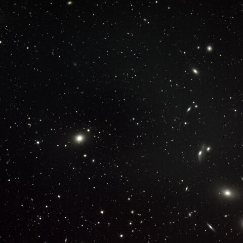 M84 M86 NGC4477 NGC4473 NGC4461 NGC4458 NGC4438 NGC4438 マルカリアンの銀河鎖 M87 M90 おとめ座