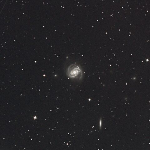 M100 かみのけ座