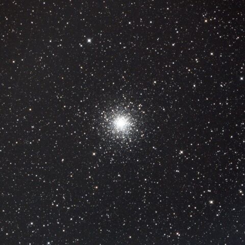 M10 へびつかい座