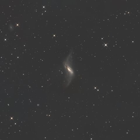 NGC660 極リング銀河 うお座