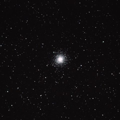 みずがめ座の球状星団　M２