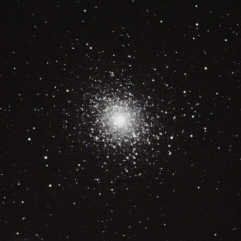 M5　へび座の球状星団