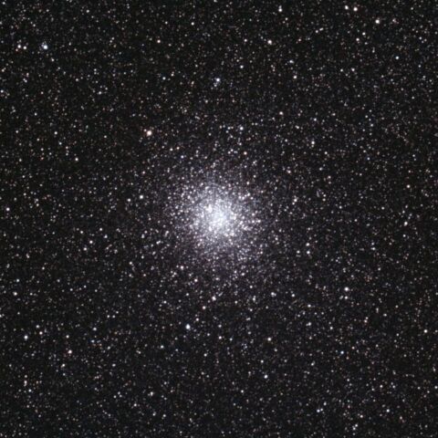 M22　いて座の球状星団