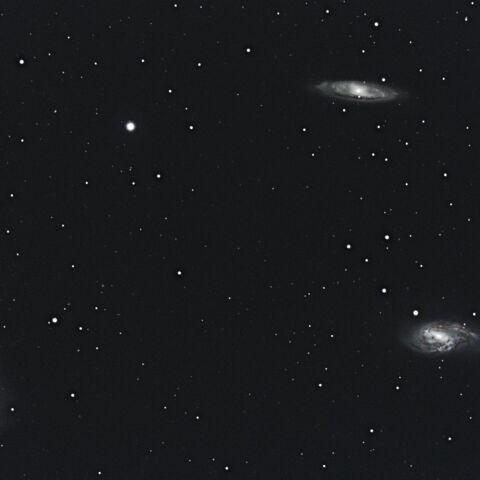 しし座トリプレット