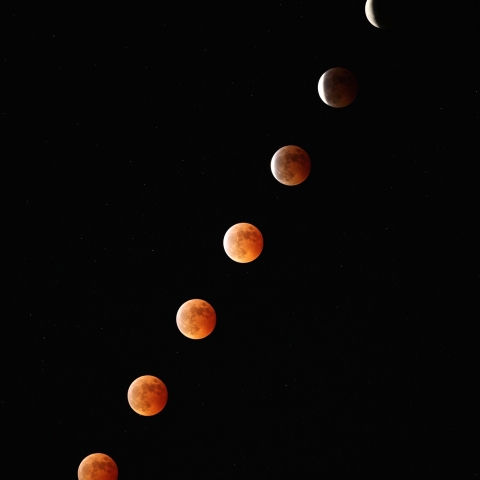 皆既月食の終わり