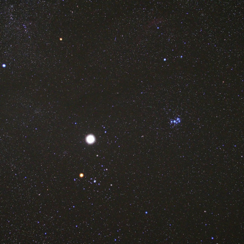 廉価版一眼で撮る星空～おうし座～