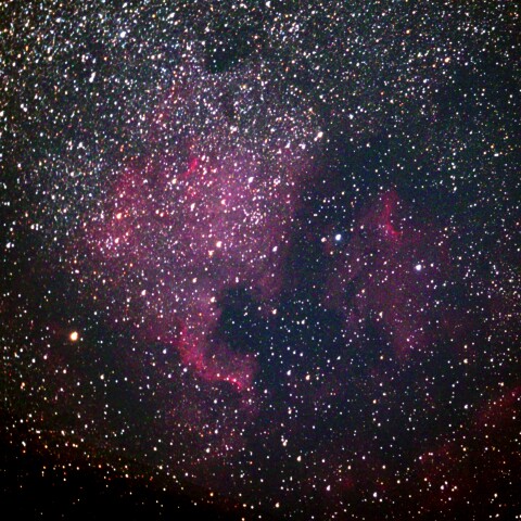 はくちょう座、北アメリカ星雲とペリカン星雲