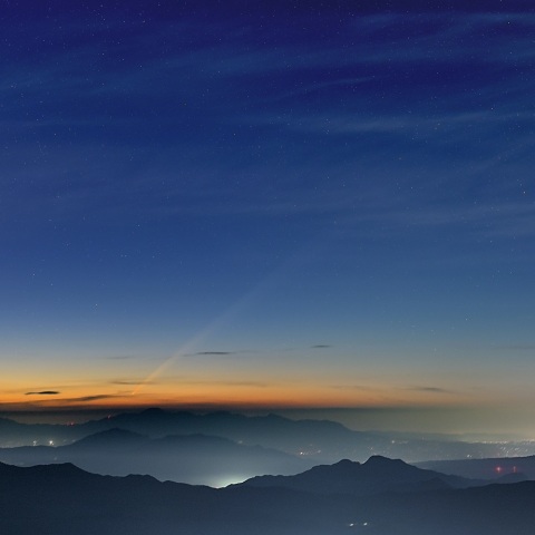 ノクト星景（１０月２日未明の紫金山・アトラス彗星）