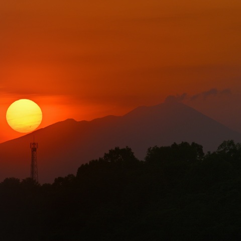 肉眼黒点と浅間山