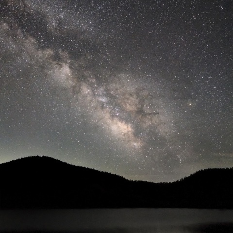 富士フイルムＸ-Ｅ１+ツァイスTouit T* 12mm F2.8による星景写真