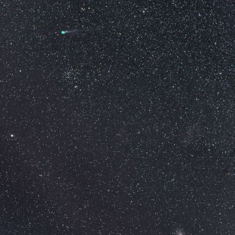 C/2009 R1& NGC752 & M33