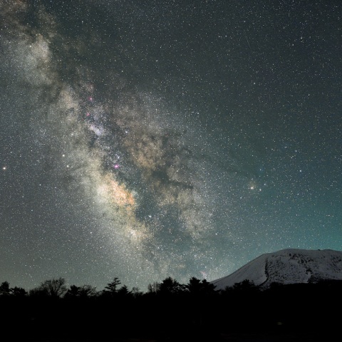 天の川と大気光
