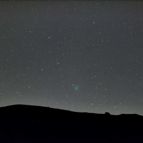 望遠星景ウィルタネン彗星