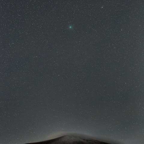 星景写真（ウィルタネン彗星）