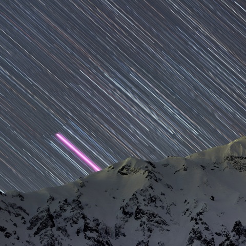望遠星景（星降る谷川岳）