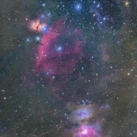 ニコン120-300ズームで撮影したオリオン座の散光星雲