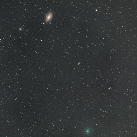 アトラス彗星（C/2019 Y4）とM81、M82