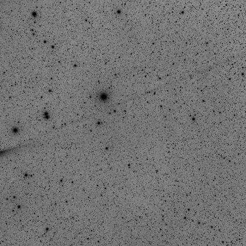 ６７Ｐ/チュリュモフ-ゲラシメンコ彗星のダストトレイル（１２月１１日未明）