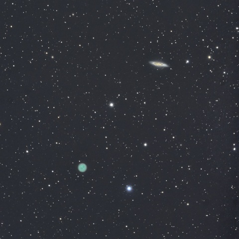ふくろう星雲（Ｍ９７）とサーフボード銀河（Ｍ１０８）