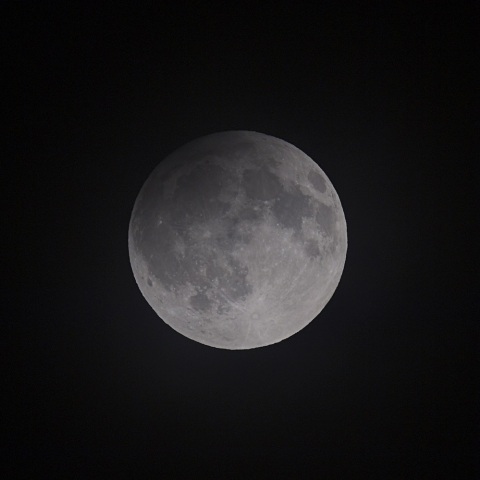 半影月食（半影月食最大７分前）