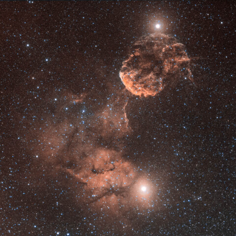 ふたご座のクラゲ星雲