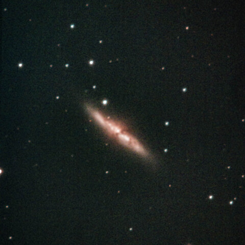 M82  おおぐま座