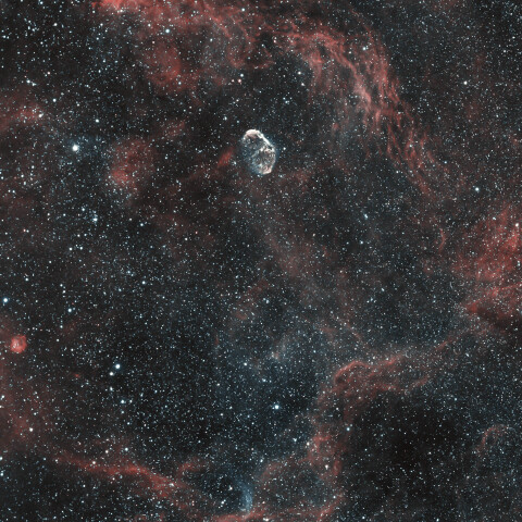 NGC688　三日月星雲　はくちょう座