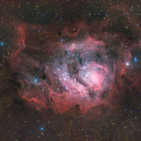 M8 干潟星雲