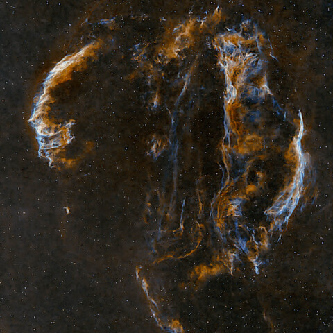 網状星雲(Veil Nebula)
