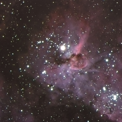 NGC3372 (イ－タカリ－ナ星雲)