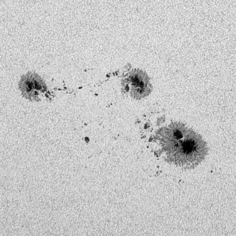 太陽黒点3852と3854