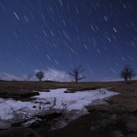 八甲田に沈む冬の星たち