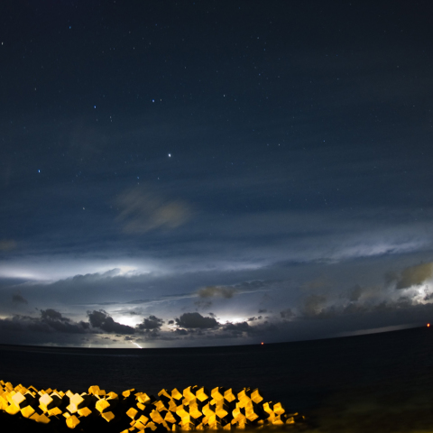 ぎょしゃ座と雷