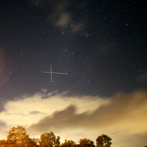 皆既日食2時間前－未明の南十字星