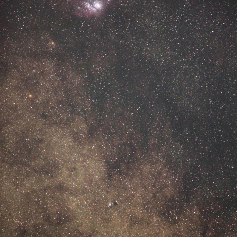 散光星雲M８と暗黒星雲