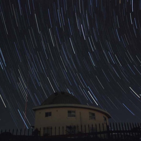 ★天体ドームと西空の回転★