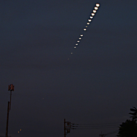 ★ほぼ皆既月食★
