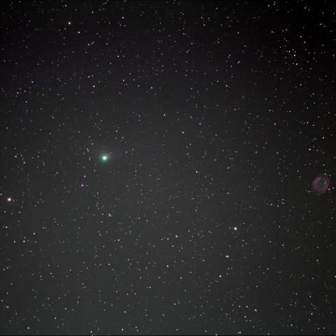 パンスターズ彗星　らせん状星雲との接近