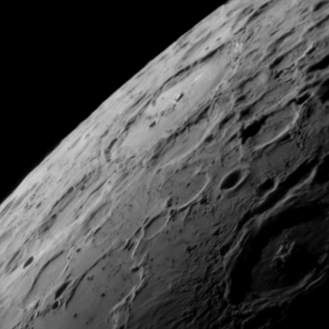 フンボルト　クレーター