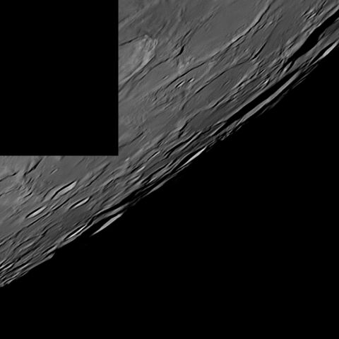 スーパームーンの北東縁