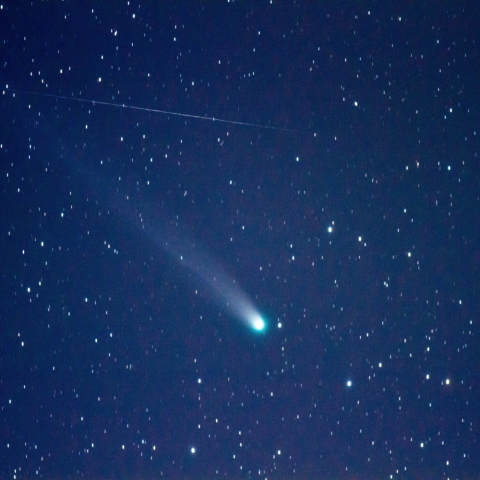流星とラブジョイ彗星