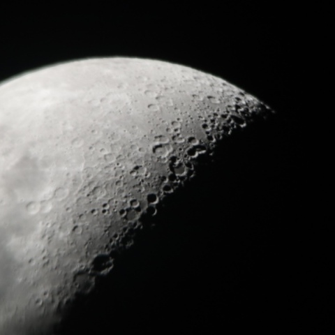 セレストロンC8-AL-XLT＋Canon EOS M5で月面撮影